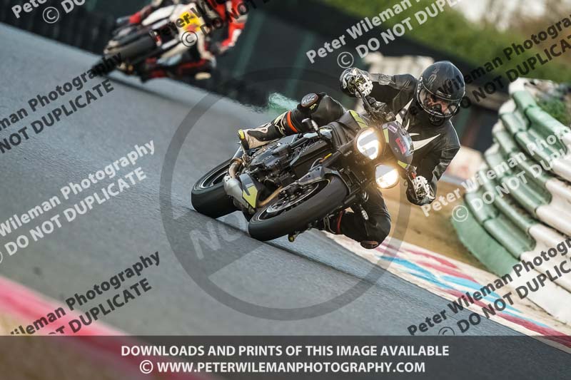 enduro digital images;event digital images;eventdigitalimages;mallory park;mallory park photographs;mallory park trackday;mallory park trackday photographs;no limits trackdays;peter wileman photography;racing digital images;trackday digital images;trackday photos